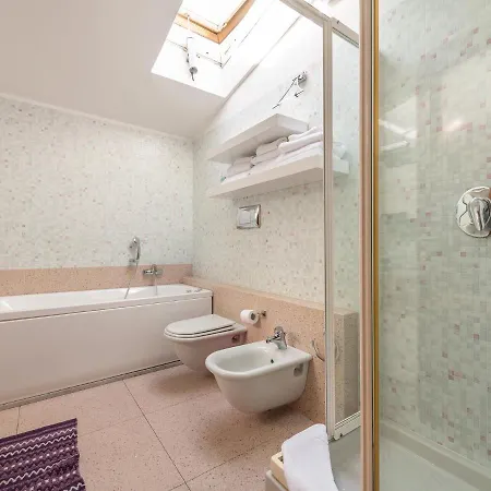 Relais La Lanterne 2*