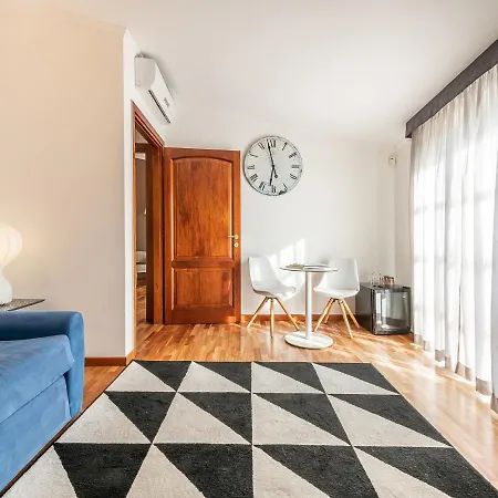 Relais La Lanterne Πανσιόν